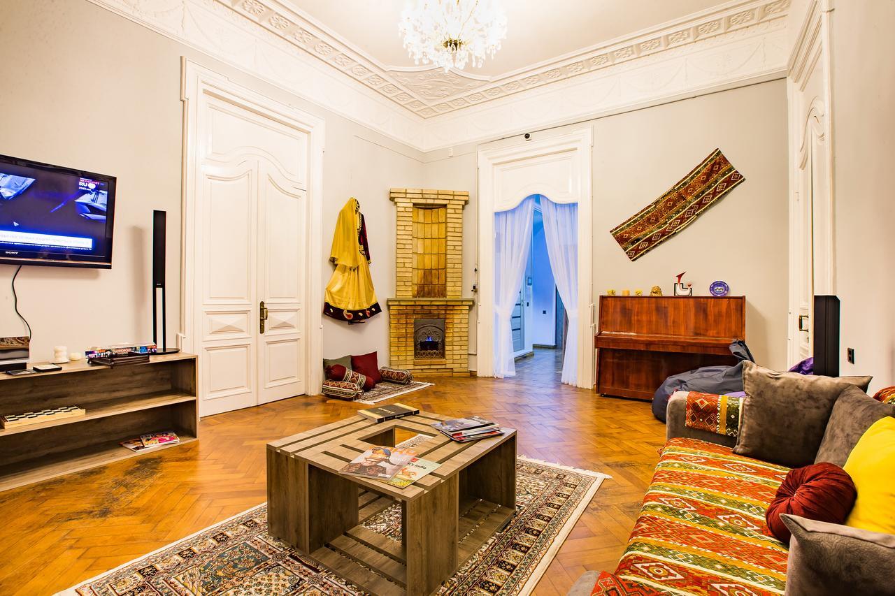 Khamsa Hostel Baku Zewnętrze zdjęcie